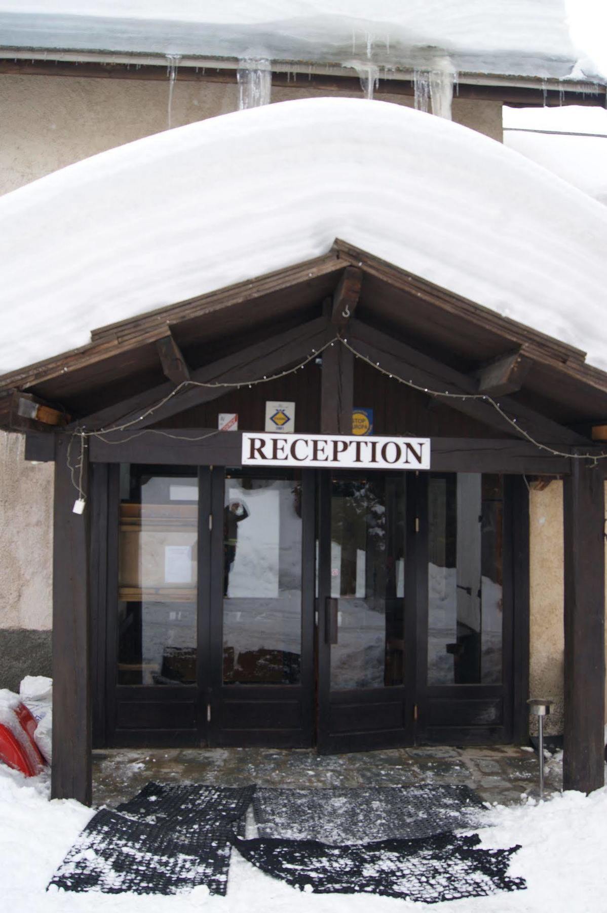 Auberge De Violaine Ле-Монетье-ле-Бен Экстерьер фото